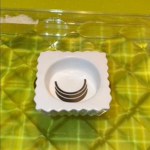 I am selling a jewelry/ small candle holder